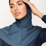Azuurblauwe badhijab